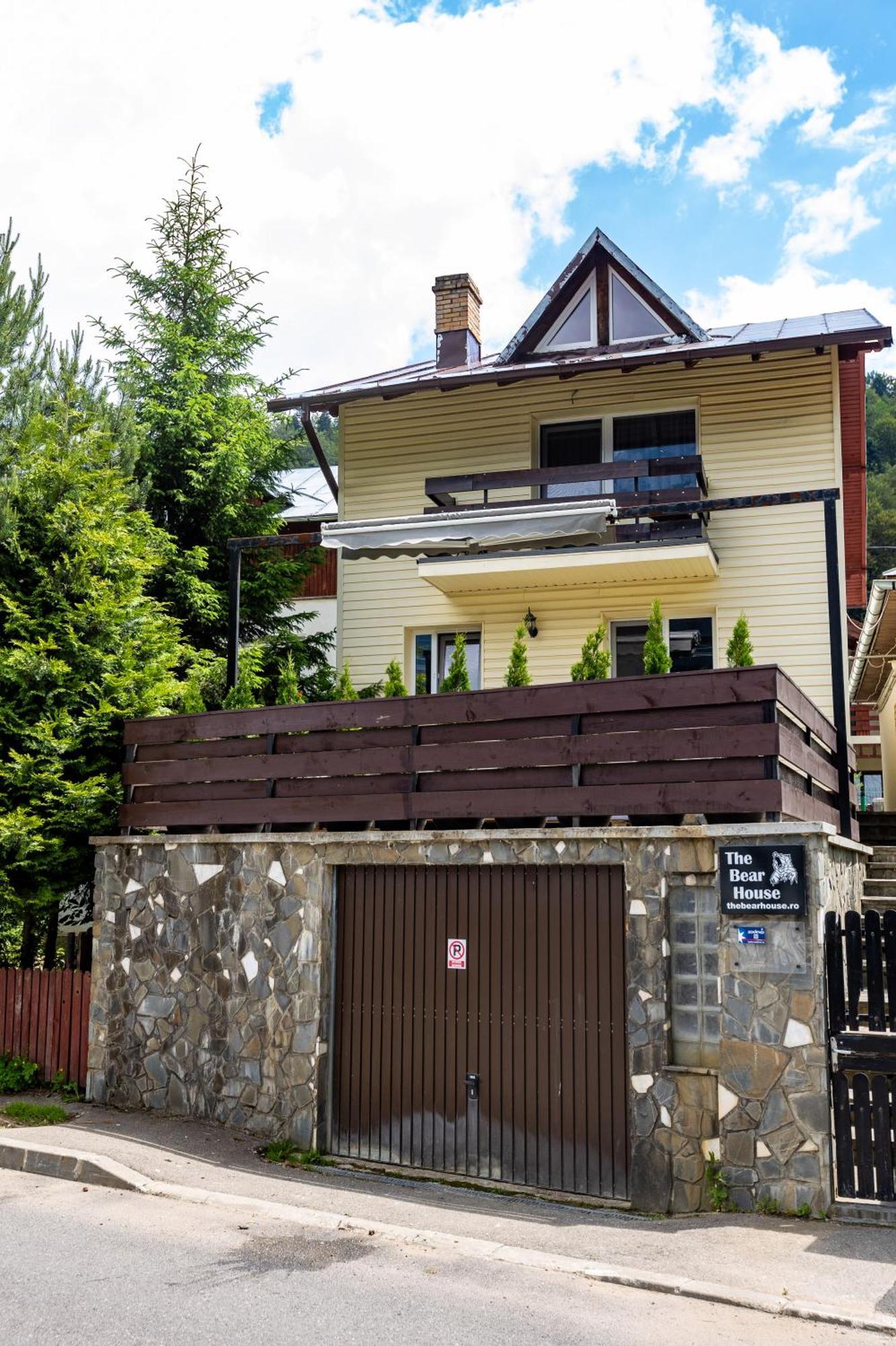 فيلا The Bear House بوستين المظهر الخارجي الصورة